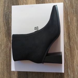 Gabrielle Heeled bootie